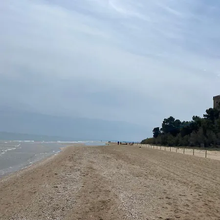 Lovely 2-bedroom 2 Min Walk From The Beach Apartment Pineto